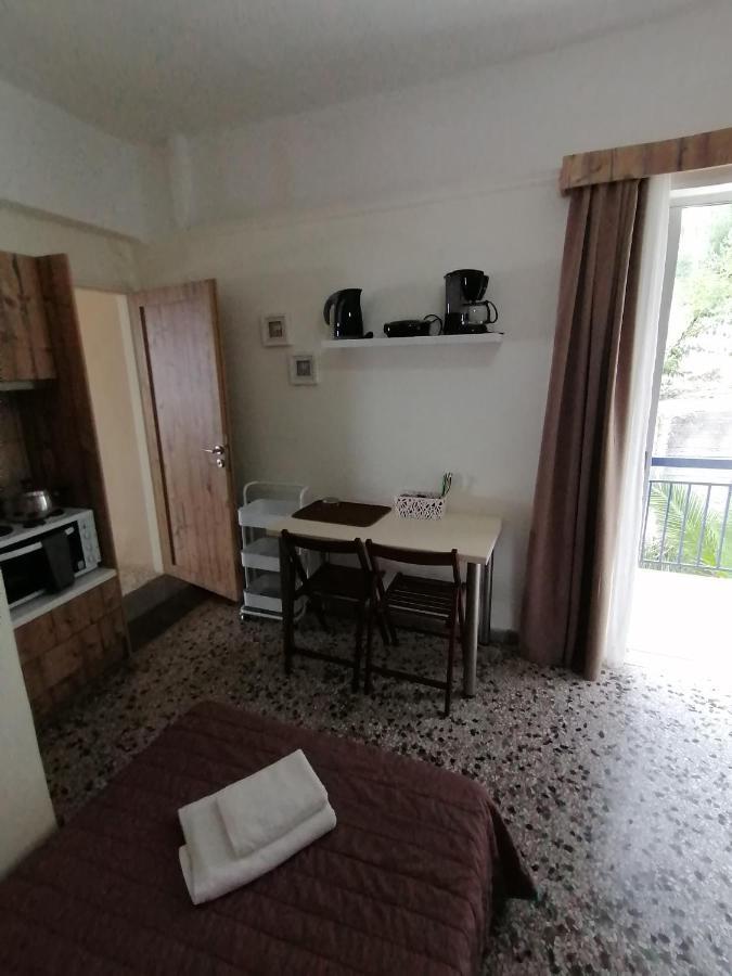 Villa Teo Каламата Екстер'єр фото